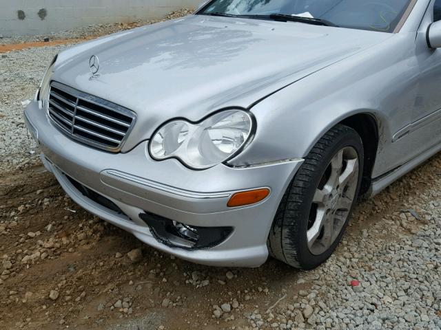 WDBRF52H87F932703 - 2007 MERCEDES-BENZ C 230 SILVER photo 9