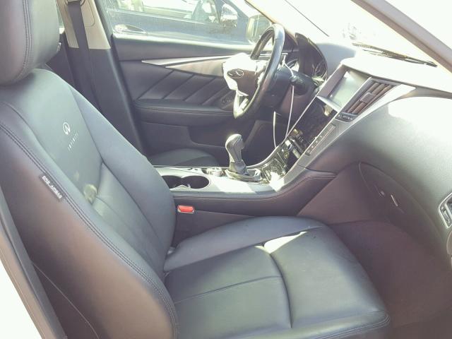 JN1BV7AP0EM688132 - 2014 INFINITI Q50 BASE Blanco foto 5