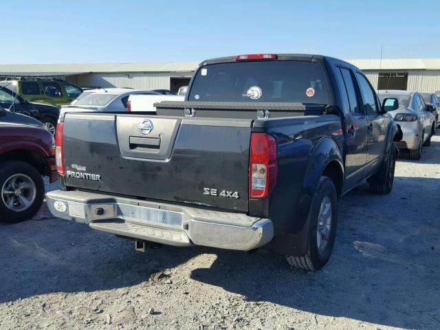 1N6AD0EV3AC430423 - 2010 NISSAN FRONTIER C BLACK photo 4