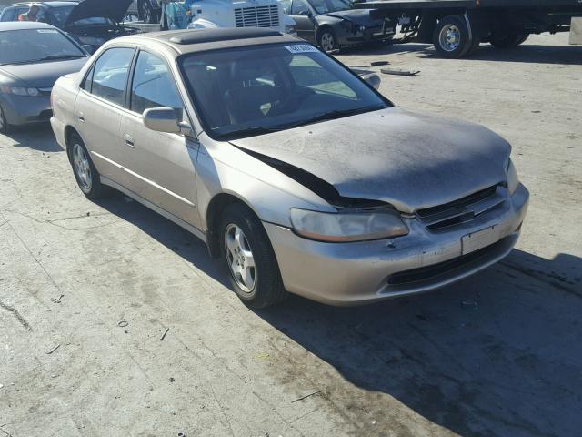 1HGCG1654YA027856 - 2000 HONDA ACCORD EX GOLD photo 1