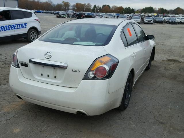 1N4AL2AP2BN458847 - 2011 NISSAN ALTIMA BAS WHITE photo 4