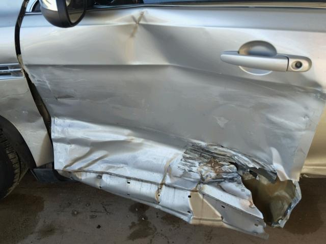 1FAHP2F89DG121037 - 2013 FORD TAURUS LIM SILVER photo 9