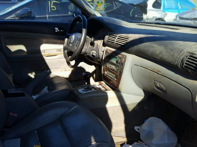 WVWTH63B03P381088 - 2003 VOLKSWAGEN PASSAT GLX 灰色 照片 5