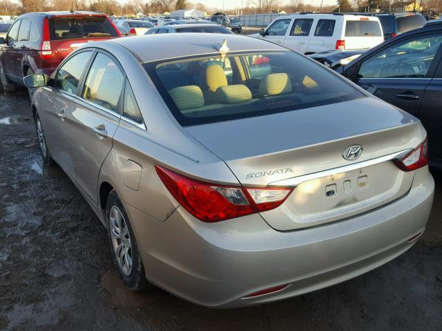 5NPEB4AC5BH222751 - 2011 HYUNDAI SONATA GLS GOLD photo 3