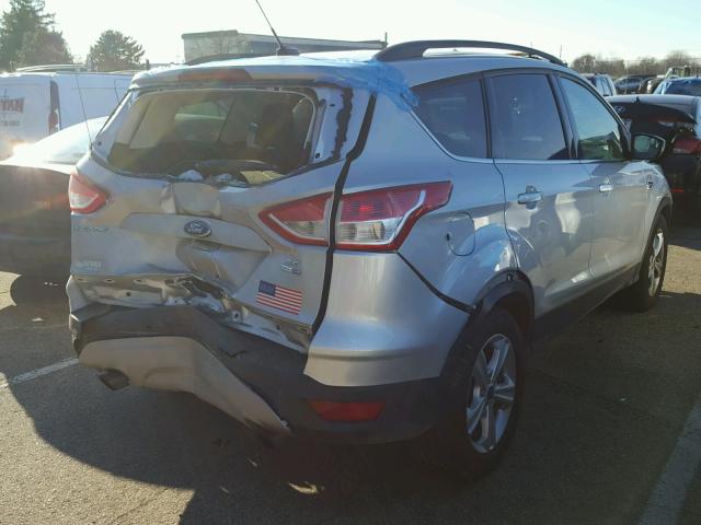 1FMCU9G90GUB93503 - 2016 FORD ESCAPE SE SILVER photo 4