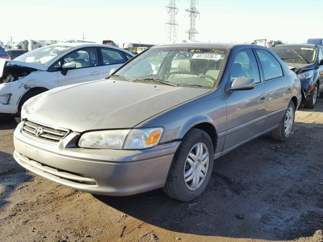 4T1BG22K7YU707787 - 2000 TOYOTA CAMRY CE GRAY photo 2