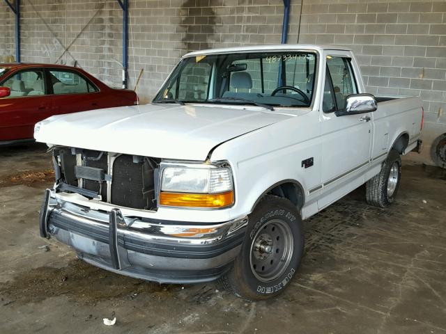 1FTEF15N2RNB24012 - 1994 FORD F150 WHITE photo 2