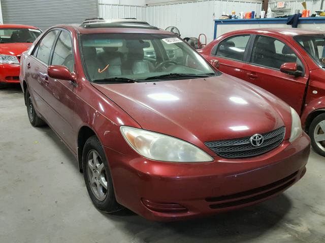 JTDBE32K420044550 - 2002 TOYOTA CAMRY LE MAROON photo 1