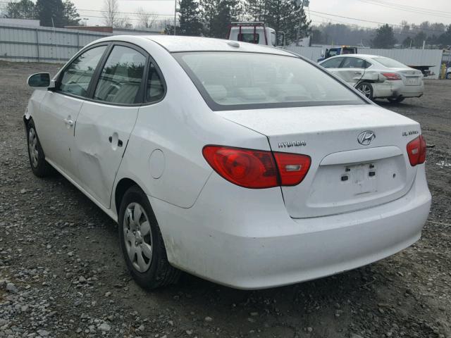 KMHDU46D88U400881 - 2008 HYUNDAI ELANTRA GL WHITE photo 3