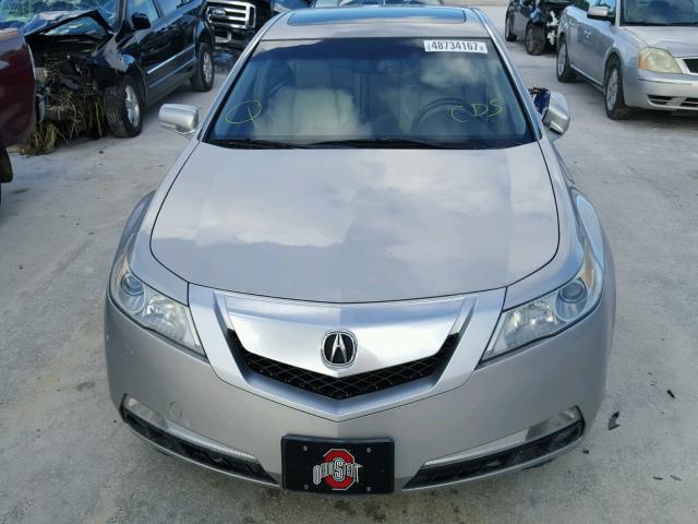 19UUA8F51AA019265 - 2010 ACURA TL SILVER photo 9