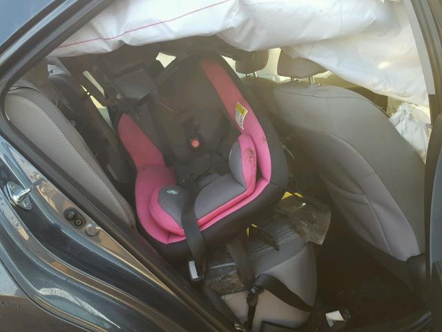 2T1BPRHE1HC817715 - 2017 TOYOTA COROLLA LE 灰色 照片 6