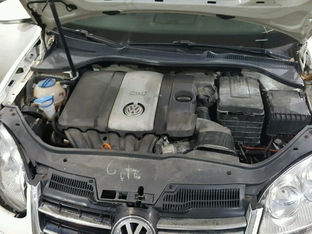 3VWRZ71K48M064862 - 2008 VOLKSWAGEN JETTA SE 白色 照片 7