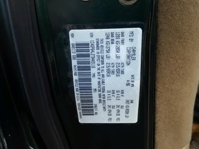 1C4GP64L2TB403116 - 1996 CHRYSLER TOWN & COU GREEN photo 10