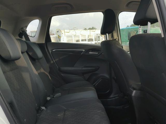 JHMGK5H52HS004653 - 2017 HONDA FIT LX أبيض صورة 2