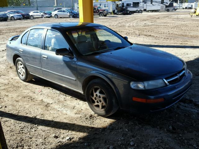 JN1CA21D7VT844813 - 1997 NISSAN MAXIMA GLE GREEN photo 1