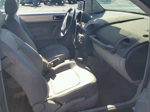 3VWCK21Y93M313635 - 2003 VOLKSWAGEN NEW BEETLE 银色 照片 5