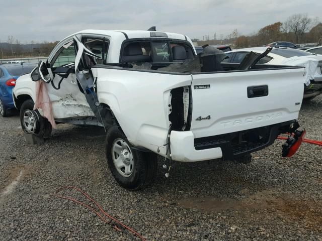 5TFCZ5AN4GX022689 - 2016 TOYOTA TACOMA DOU WHITE photo 3