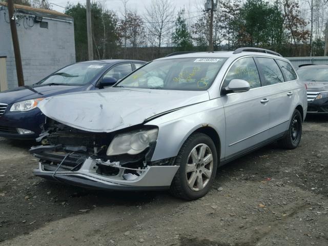 WVWLK73C17E009986 - 2007 VOLKSWAGEN PASSAT 2.0 SILVER photo 2