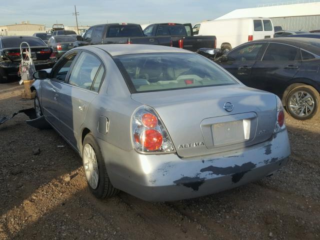 1N4AL11D05C154707 - 2005 NISSAN ALTIMA S GRAY photo 3