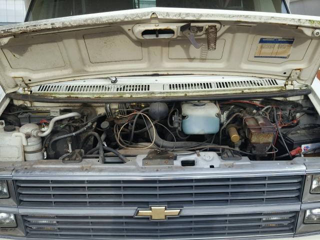 2GBJG31M8D4136022 - 1983 CHEVROLET G30 BEIGE photo 7