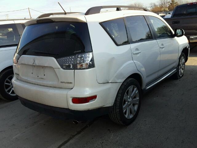 JA4JT3AW0AZ002631 - 2010 MITSUBISHI OUTLANDER WHITE photo 4