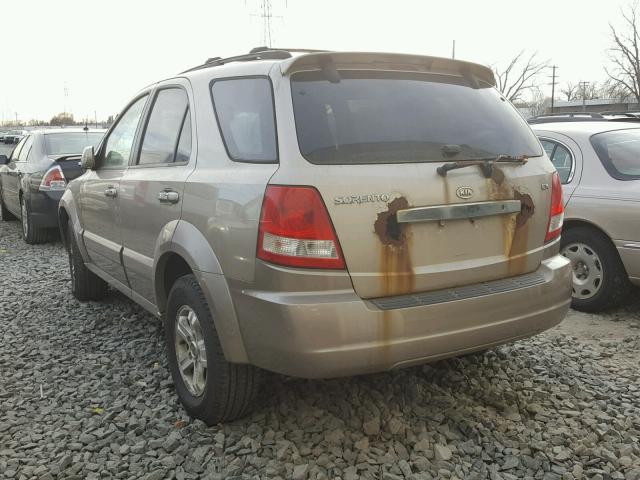 KNDJC733945257998 - 2004 KIA SORENTO EX BEIGE photo 3