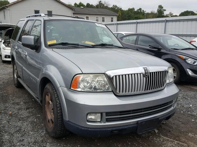 5LMFU28596LJ08370 - 2006 LINCOLN NAVIGATOR Srebrny zdjęcie 1