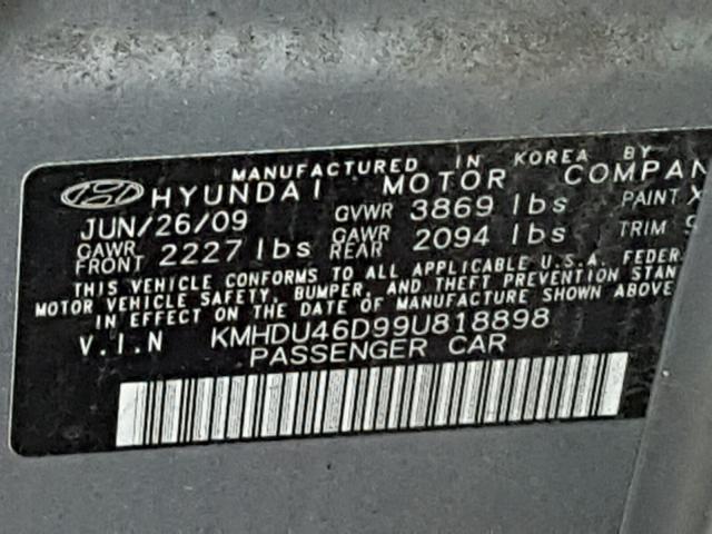 KMHDU46D99U818898 - 2009 HYUNDAI ELANTRA GL SILVER photo 10