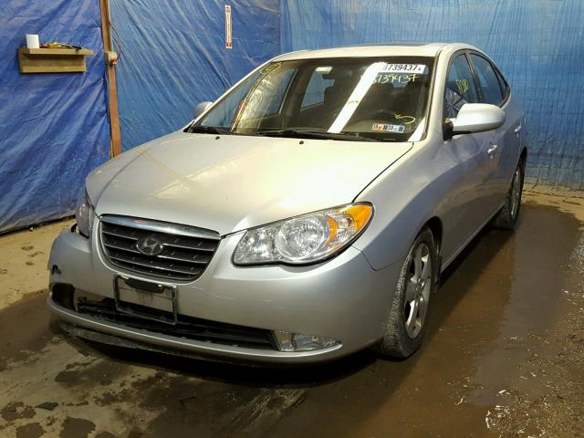 KMHDU46D99U818898 - 2009 HYUNDAI ELANTRA GL SILVER photo 2