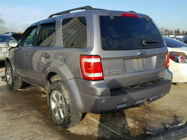 1FMCU03138KD76581 - 2008 FORD ESCAPE XLT GRAY photo 3