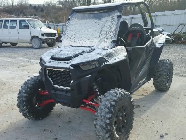 3NSVDE924HF918146 - 2017 POLARIS RZR XP TUR BLACK photo 2