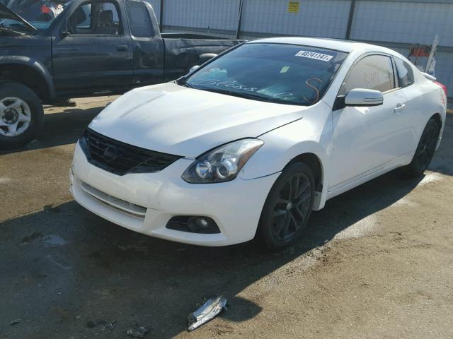 1N4BL2EP8BC158837 - 2011 NISSAN ALTIMA SR WHITE photo 2