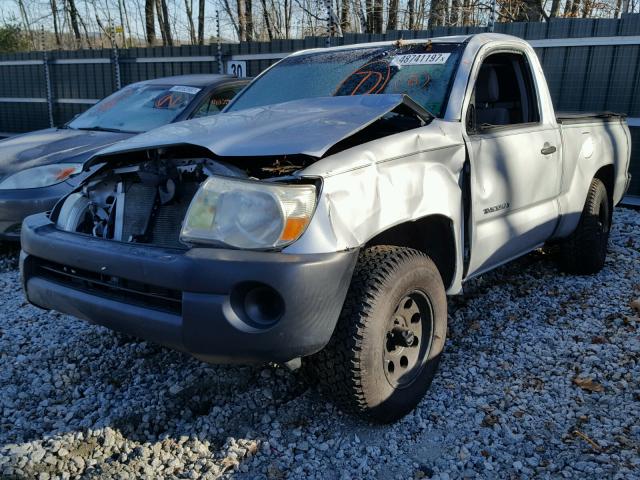 5TENX22N26Z239502 - 2006 TOYOTA TACOMA SILVER photo 2