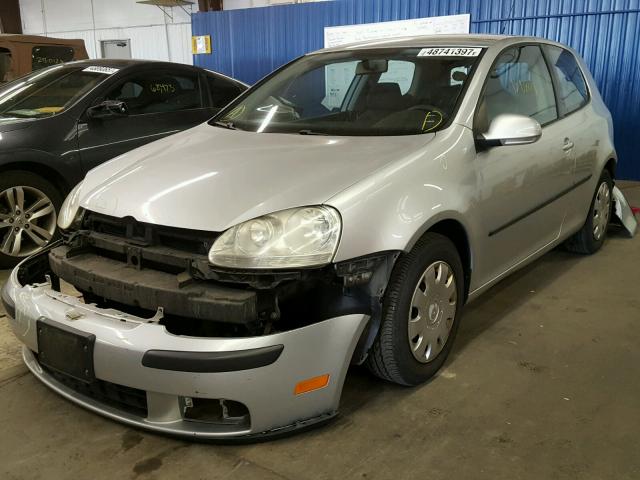 WVWAR71K67W025687 - 2007 VOLKSWAGEN RABBIT SILVER photo 2