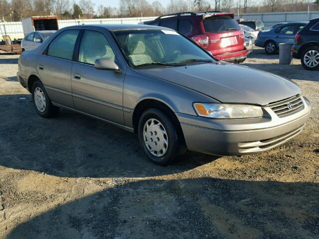 4T1BG22K1VU074912 - 1997 TOYOTA CAMRY CE TAN photo 1