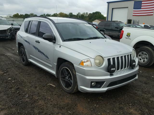 1J8FF47W58D733507 - 2008 JEEP COMPASS SP 银色 照片 1