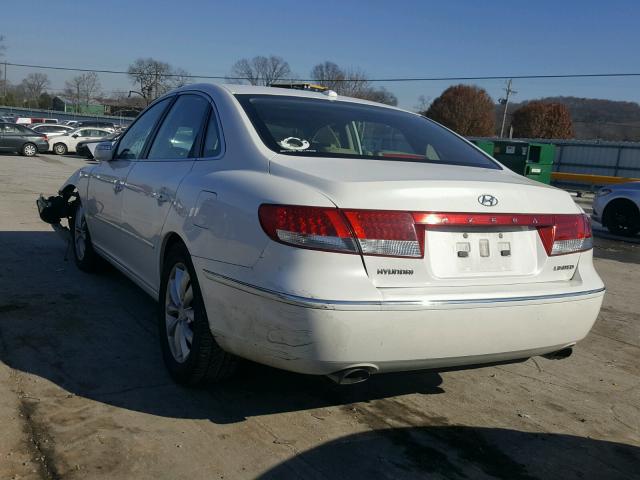 KMHFC46F78A294423 - 2008 HYUNDAI AZERA SE WHITE photo 3