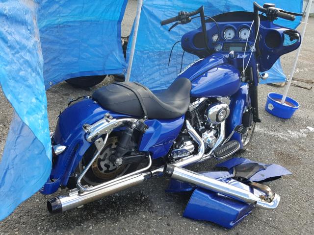 1HD1KB418BB678661 - 2011 HARLEY-DAVIDSON FLHX BLUE photo 4