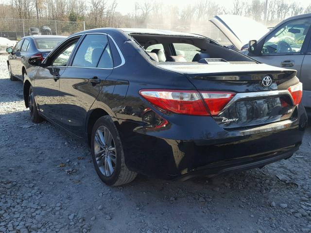 4T1BF1FK9GU176811 - 2016 TOYOTA CAMRY LE შავი ფოტო 3