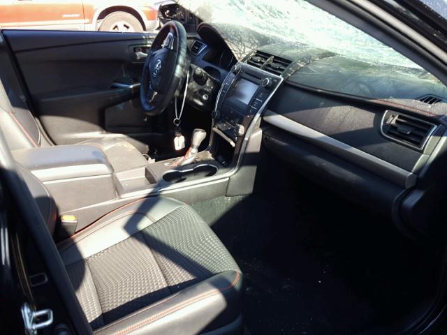 4T1BF1FK9GU176811 - 2016 TOYOTA CAMRY LE შავი ფოტო 5