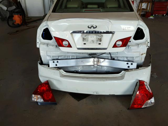 JNKAY01E66M111093 - 2006 INFINITI M35 BASE WHITE photo 9