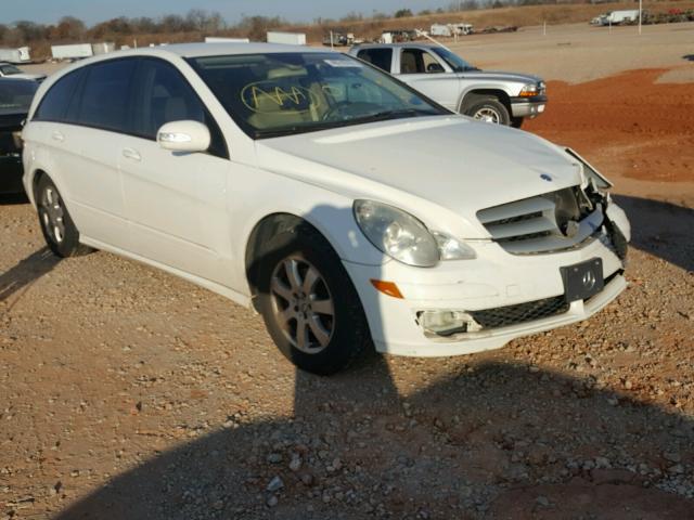 4JGCB65E06A025025 - 2006 MERCEDES-BENZ R 350 WHITE photo 1