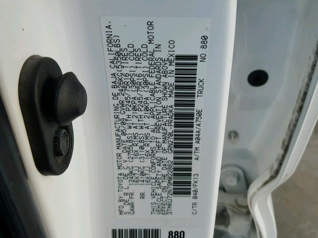 3TMKU72N79M022862 - 2009 TOYOTA TACOMA DOU WHITE photo 10