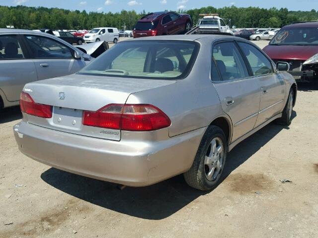 1HGCG6677XA026410 - 1999 HONDA ACCORD EX GOLD photo 4