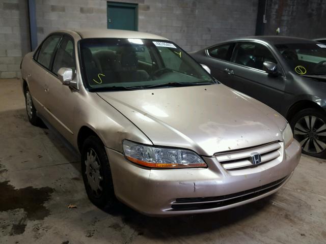 1HGCG66561A063745 - 2001 HONDA ACCORD LX GOLD photo 1