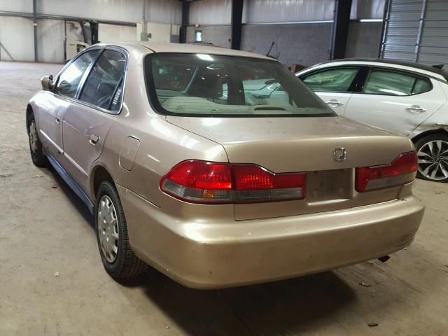 1HGCG66561A063745 - 2001 HONDA ACCORD LX GOLD photo 3