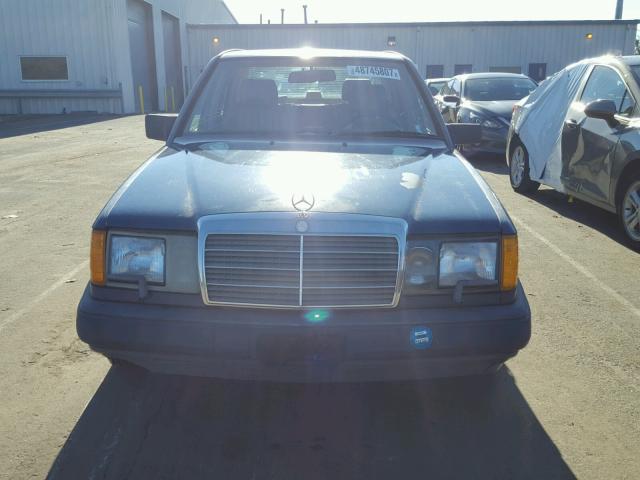 WDBEA30DXGA252364 - 1986 MERCEDES-BENZ 300 E BLUE photo 9