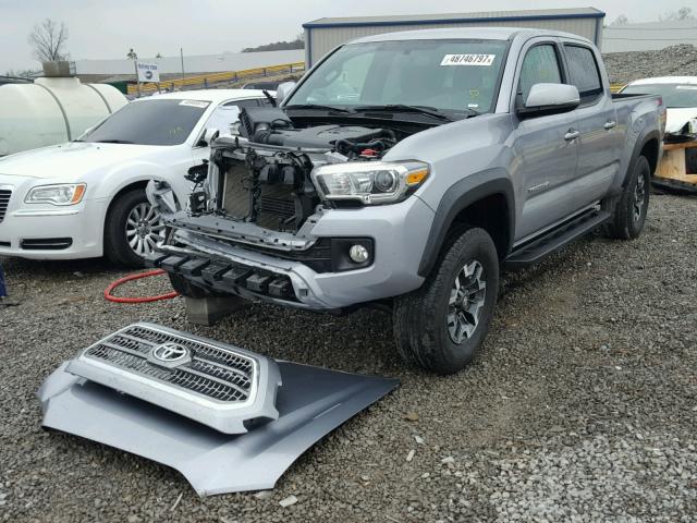 3TMDZ5BN8HM018171 - 2017 TOYOTA TACOMA DOU GRAY photo 2