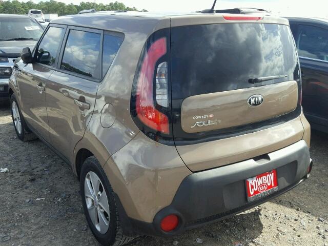 KNDJN2A20F7139921 - 2015 KIA SOUL GOLD photo 3