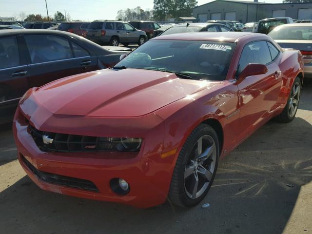 2G1FB1EV0A9104258 - 2010 CHEVROLET CAMARO LT RED photo 2